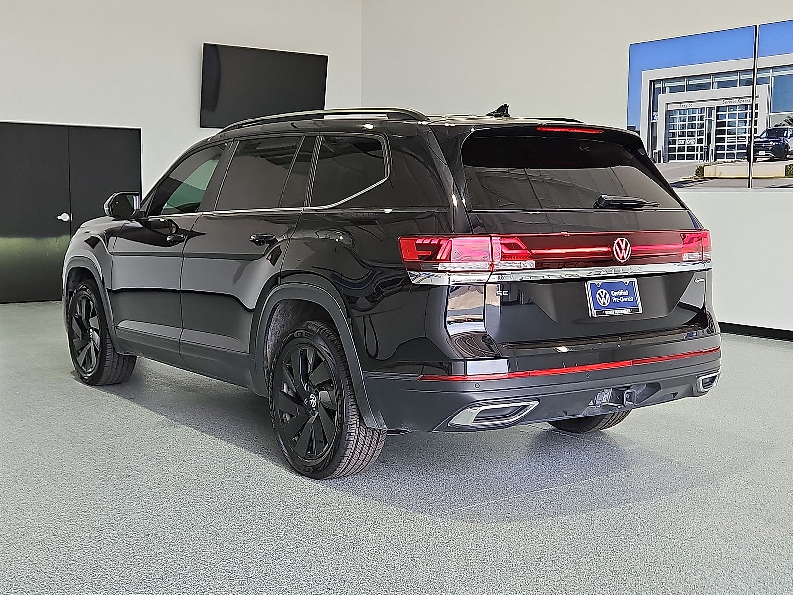 2024 Volkswagen Atlas 2.0T SE w/Technology