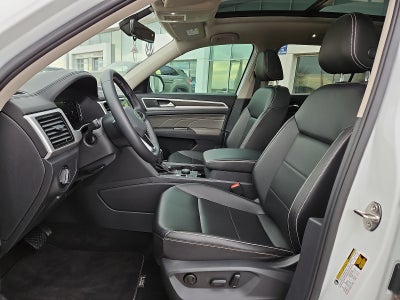 2022 Volkswagen Atlas 3.6L V6 SE w/Technology