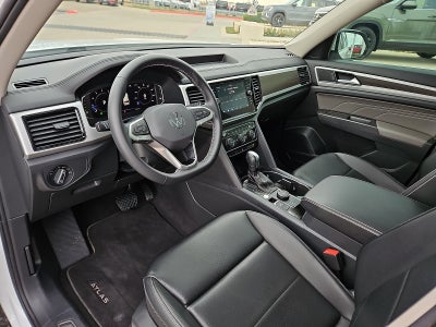 2022 Volkswagen Atlas 3.6L V6 SE w/Technology