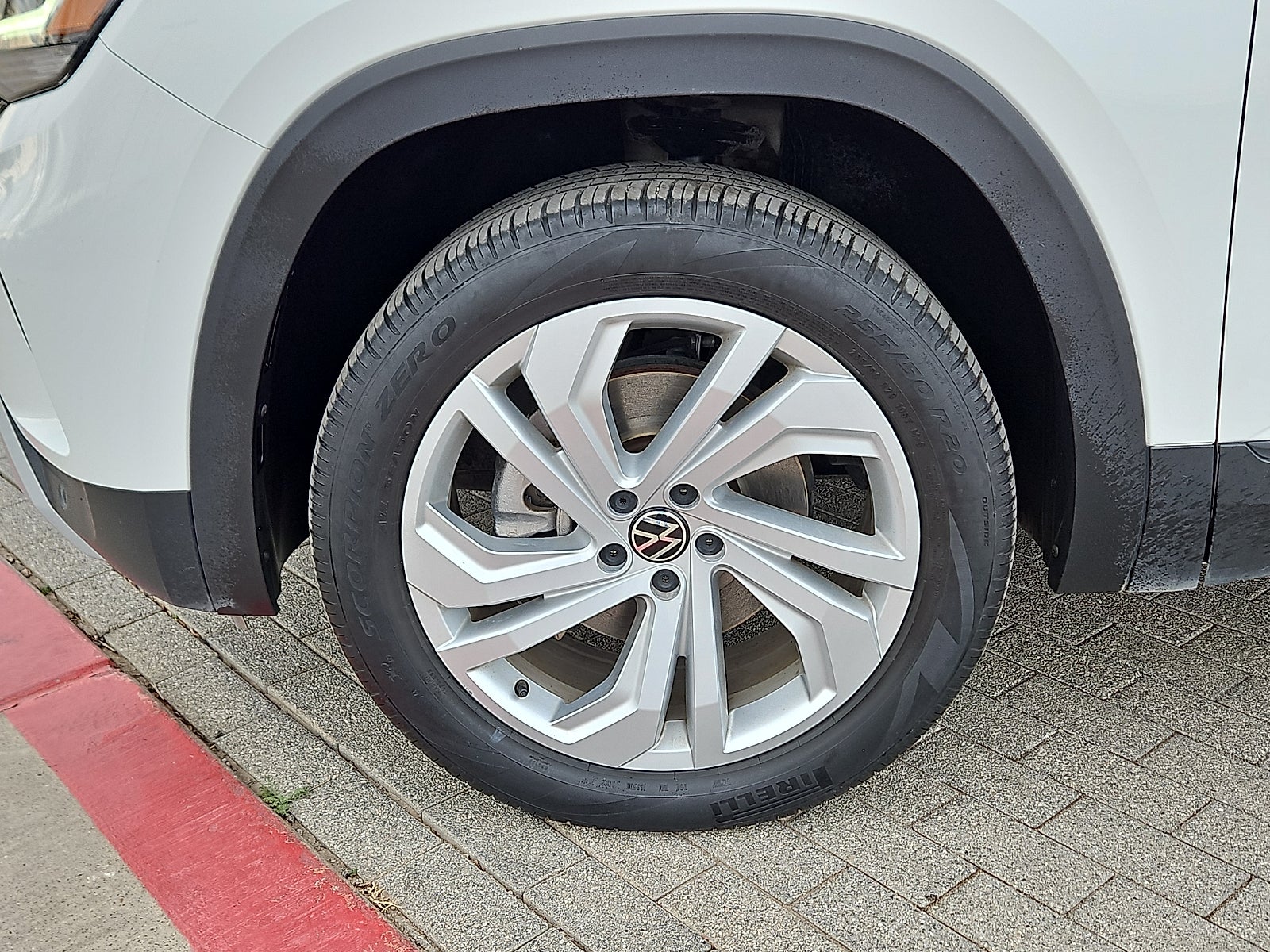 2022 Volkswagen Atlas 3.6L V6 SE w/Technology