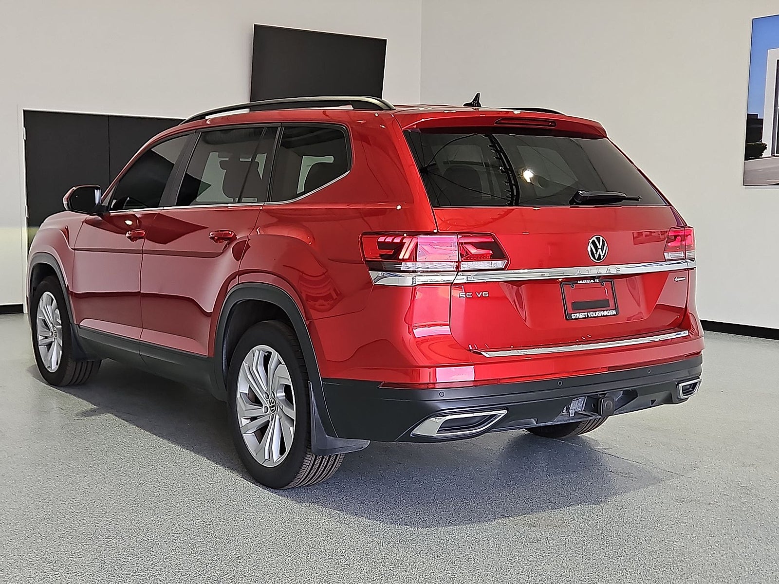 2023 Volkswagen Atlas 3.6L V6 SE w/Technology