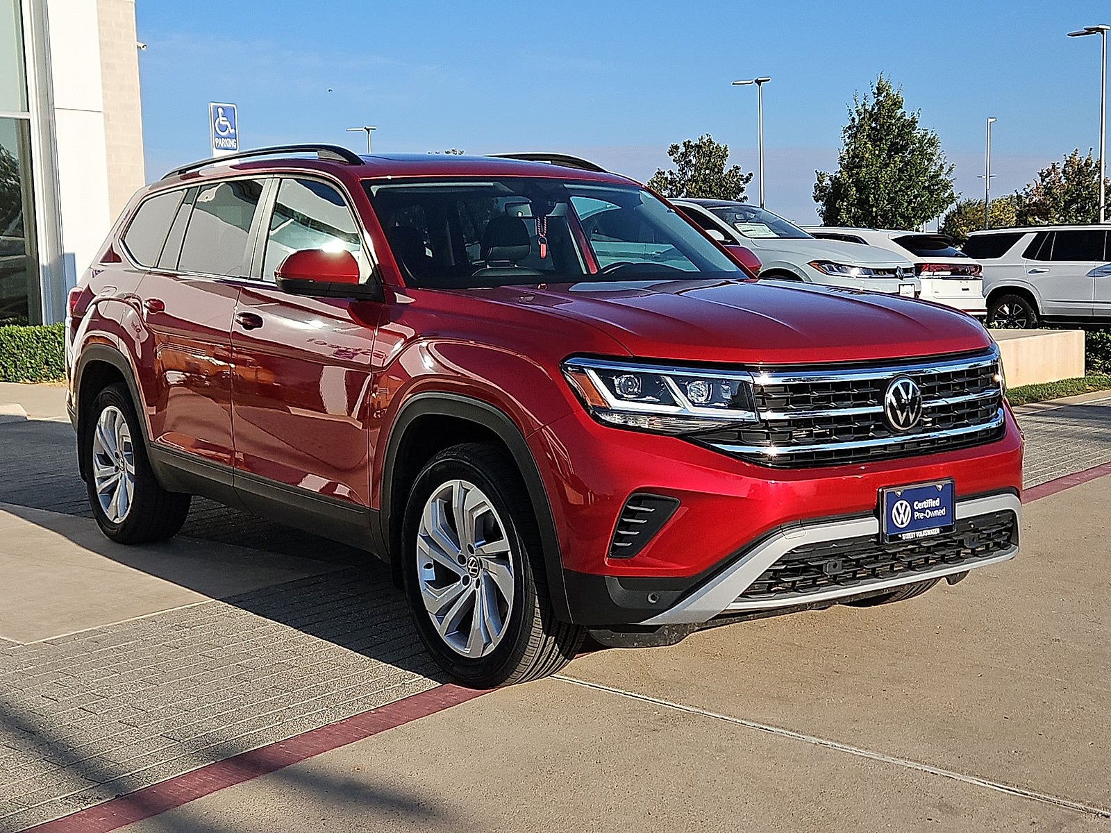 2023 Volkswagen Atlas 3.6L V6 SE w/Technology
