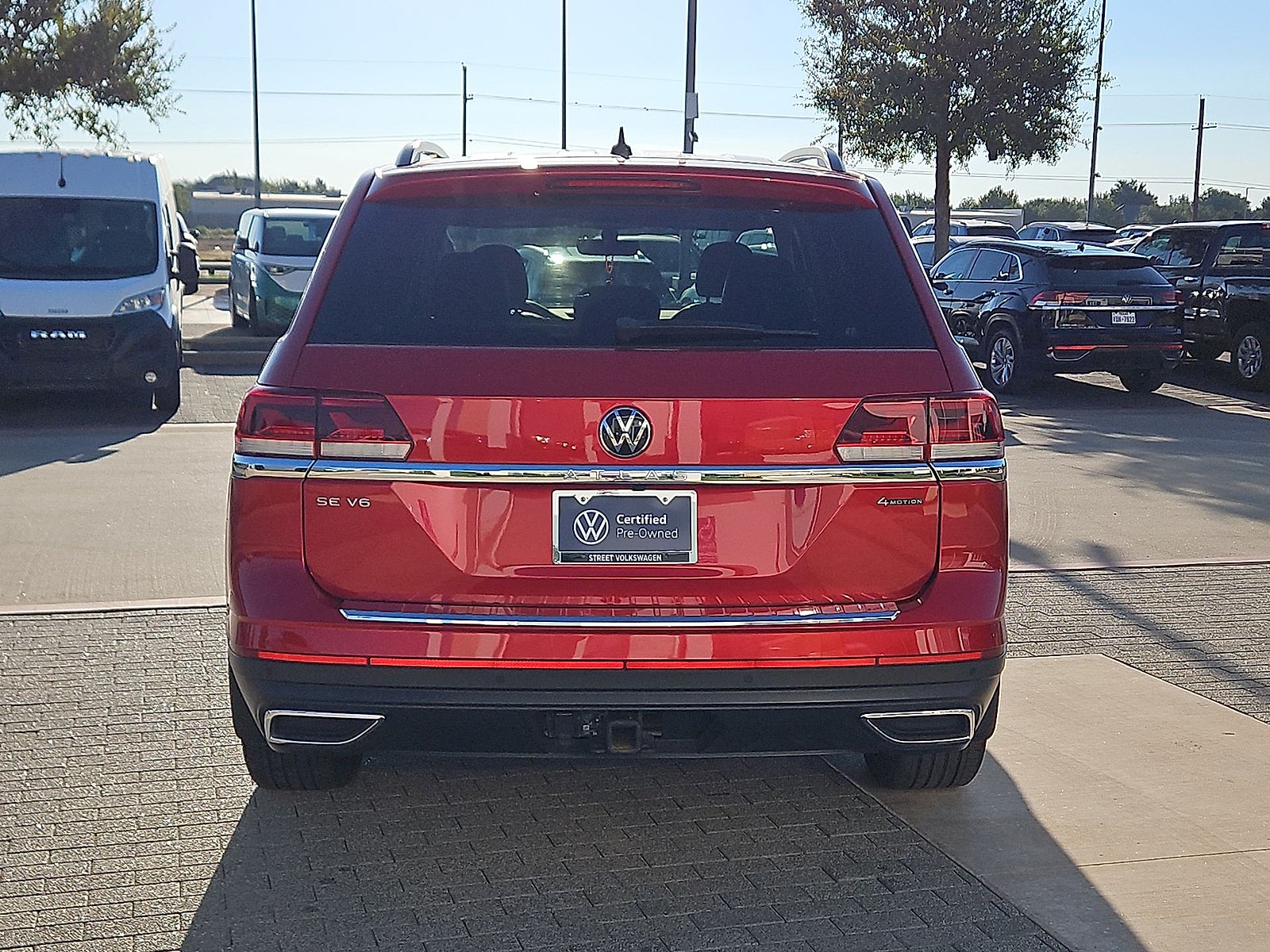 2023 Volkswagen Atlas 3.6L V6 SE w/Technology
