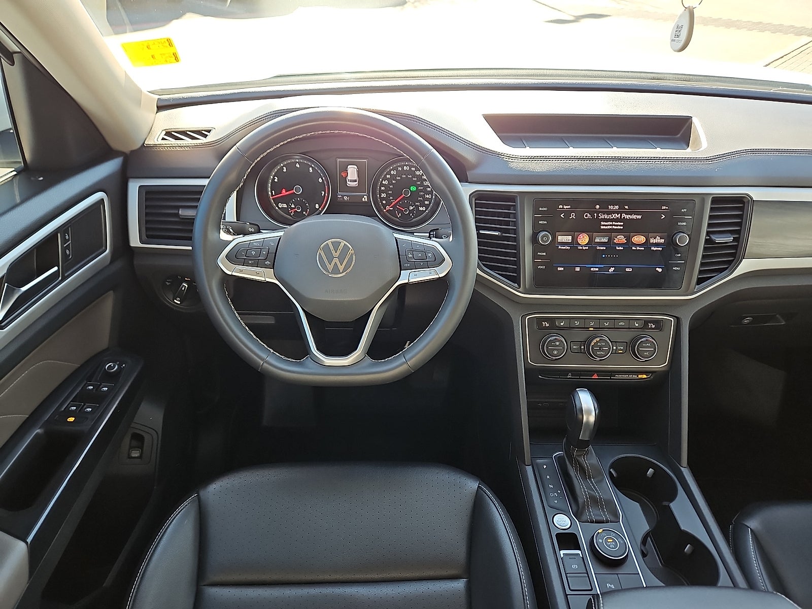 2021 Volkswagen Atlas 3.6L V6 SE w/Technology