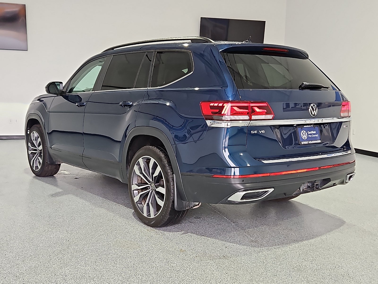 2022 Volkswagen Atlas 3.6L V6 SE w/Technology