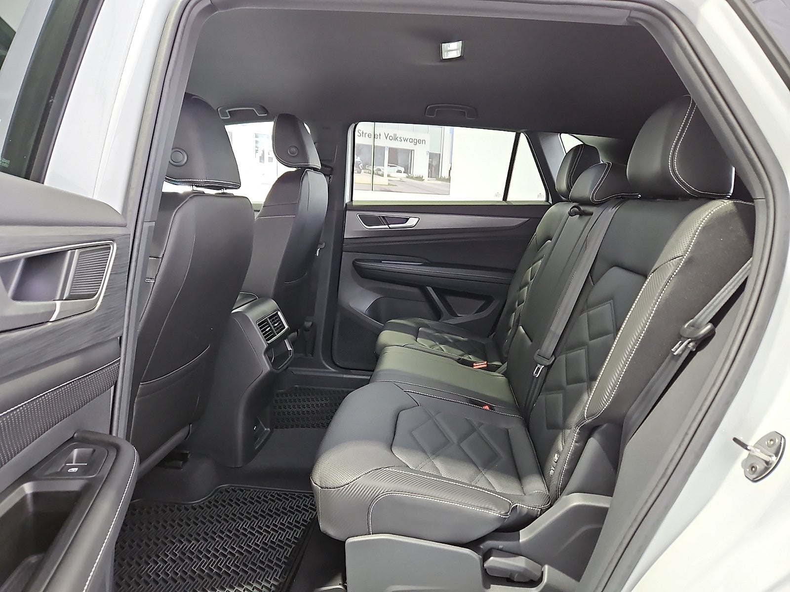 2026 Volkswagen Atlas Cross Sport 2.0T SE