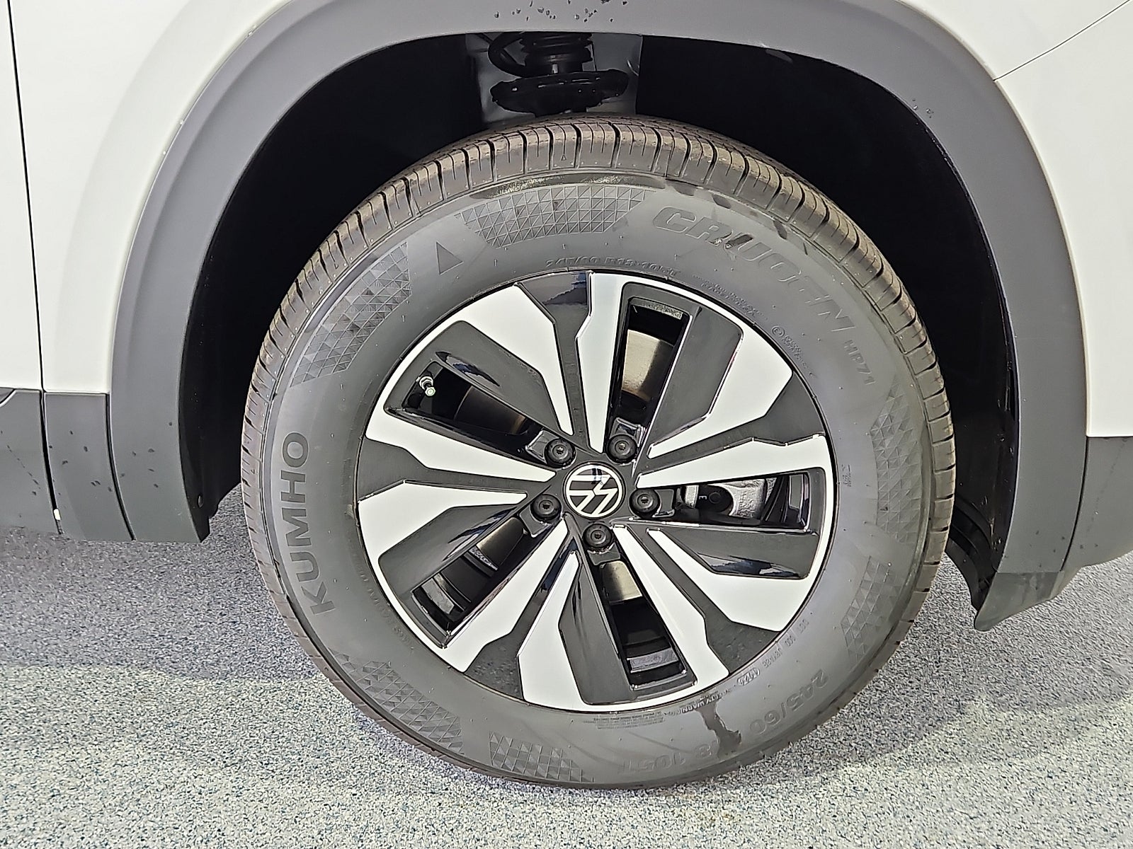 2026 Volkswagen Atlas Cross Sport 2.0T SE