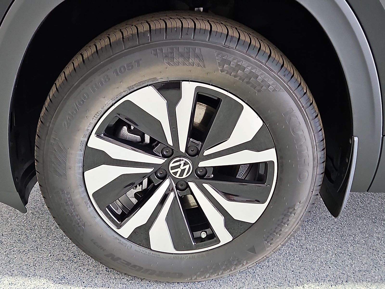 2026 Volkswagen Atlas Cross Sport SE