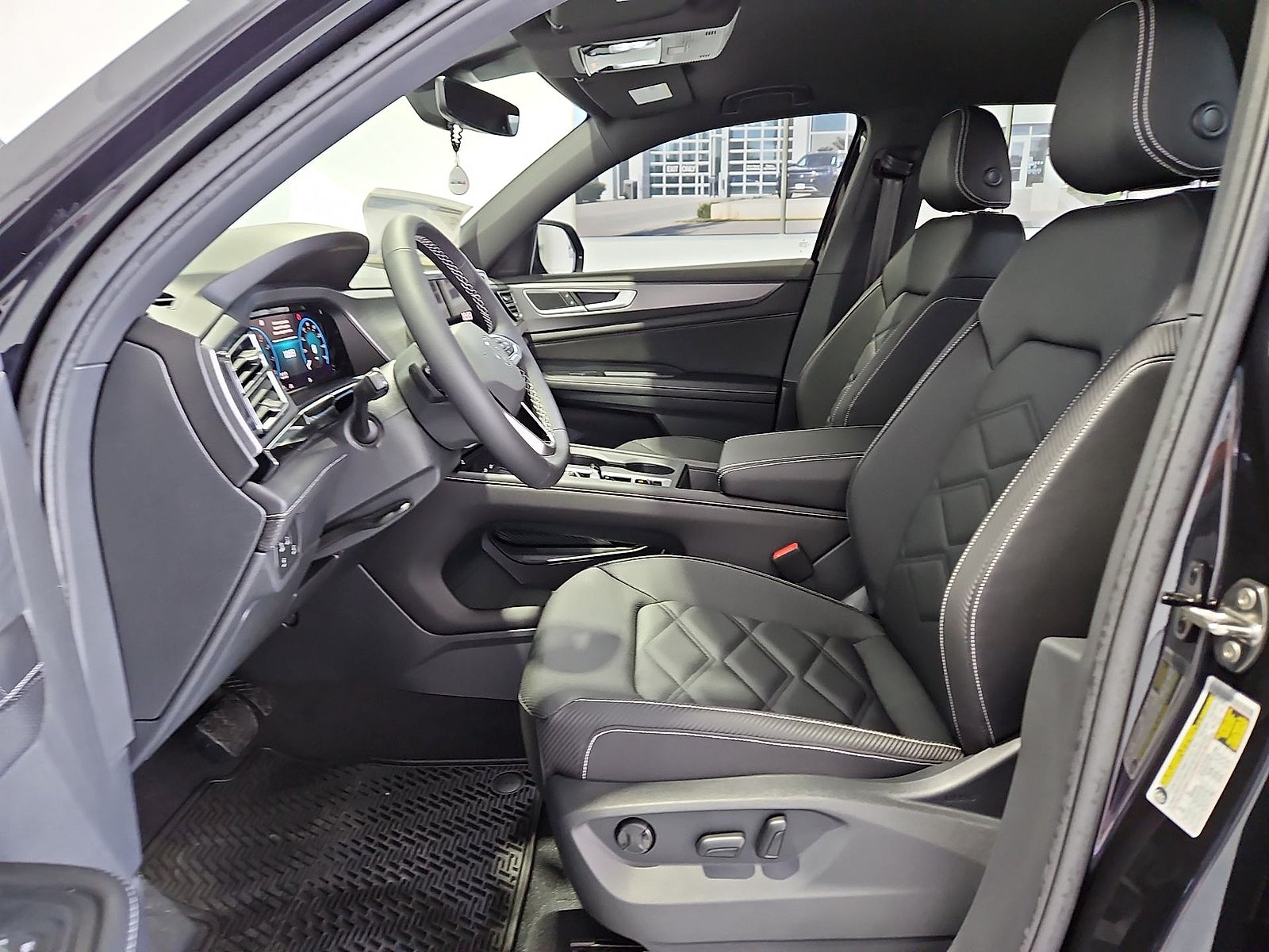 2026 Volkswagen Atlas Cross Sport SE