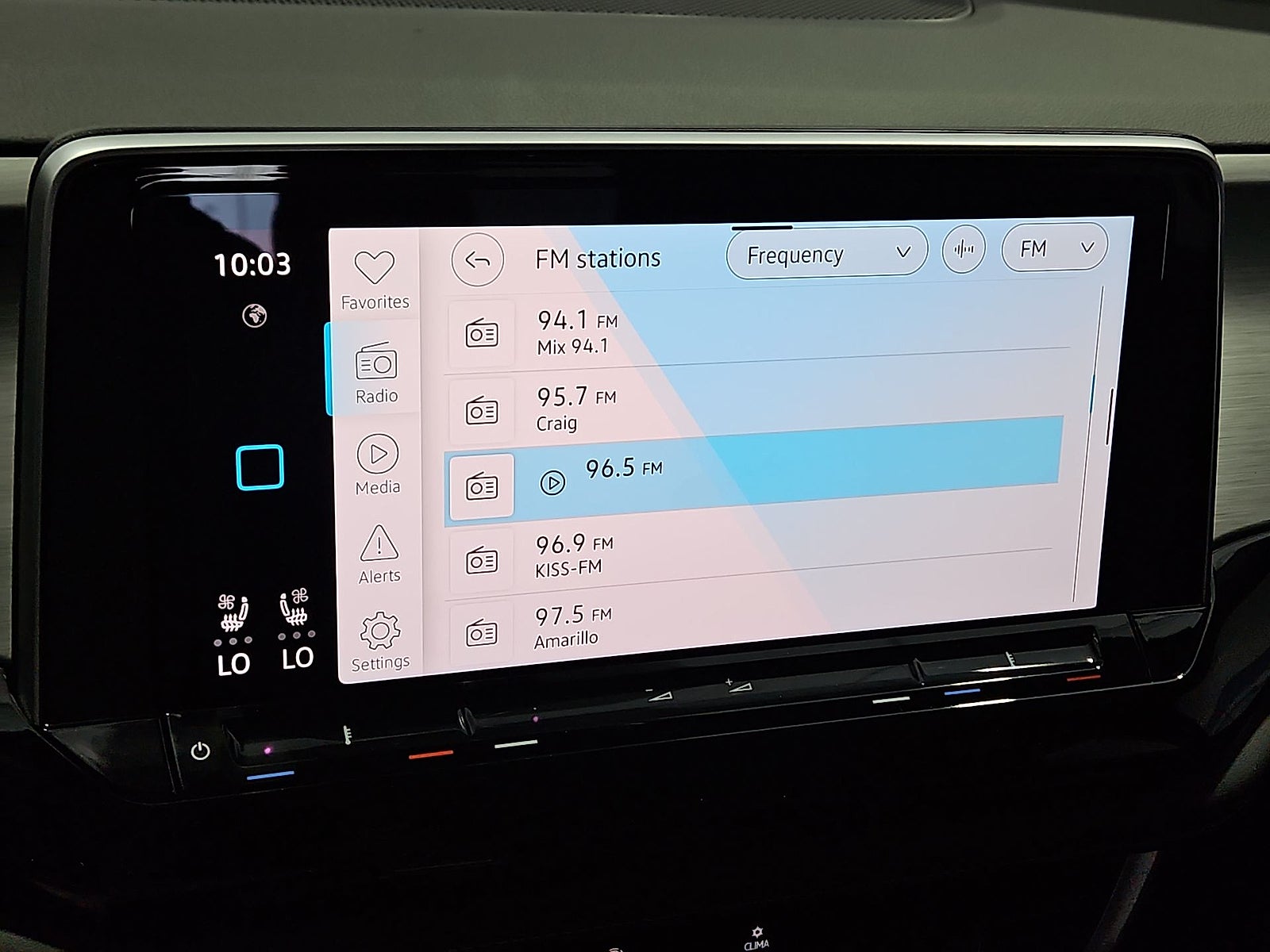 2026 Volkswagen Atlas Cross Sport SE