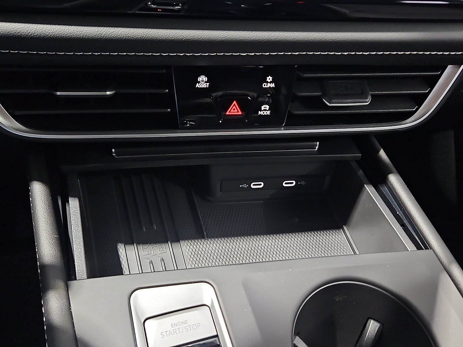 2026 Volkswagen Atlas Cross Sport 2.0T SE