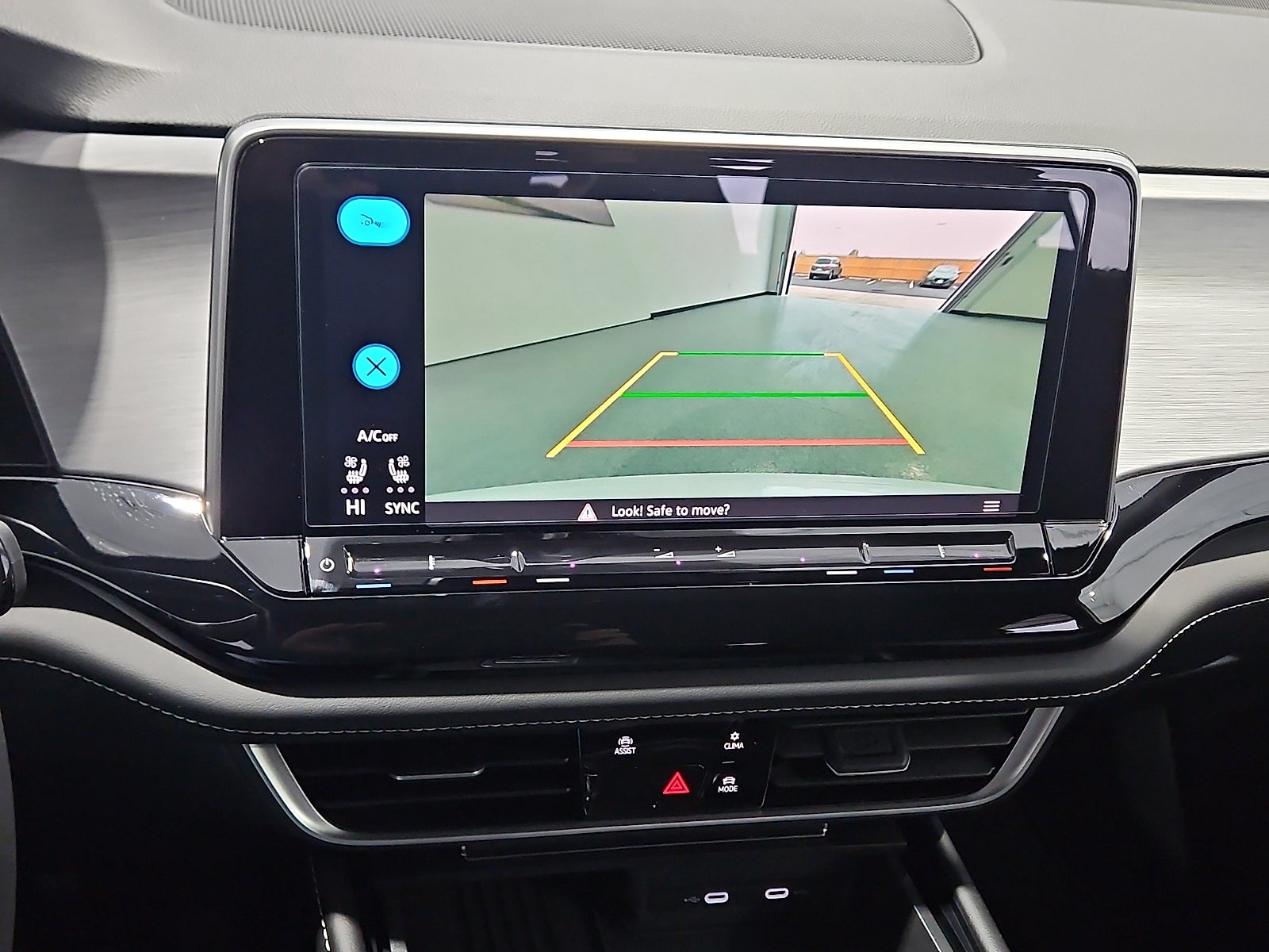 2026 Volkswagen Atlas Cross Sport 2.0T SE