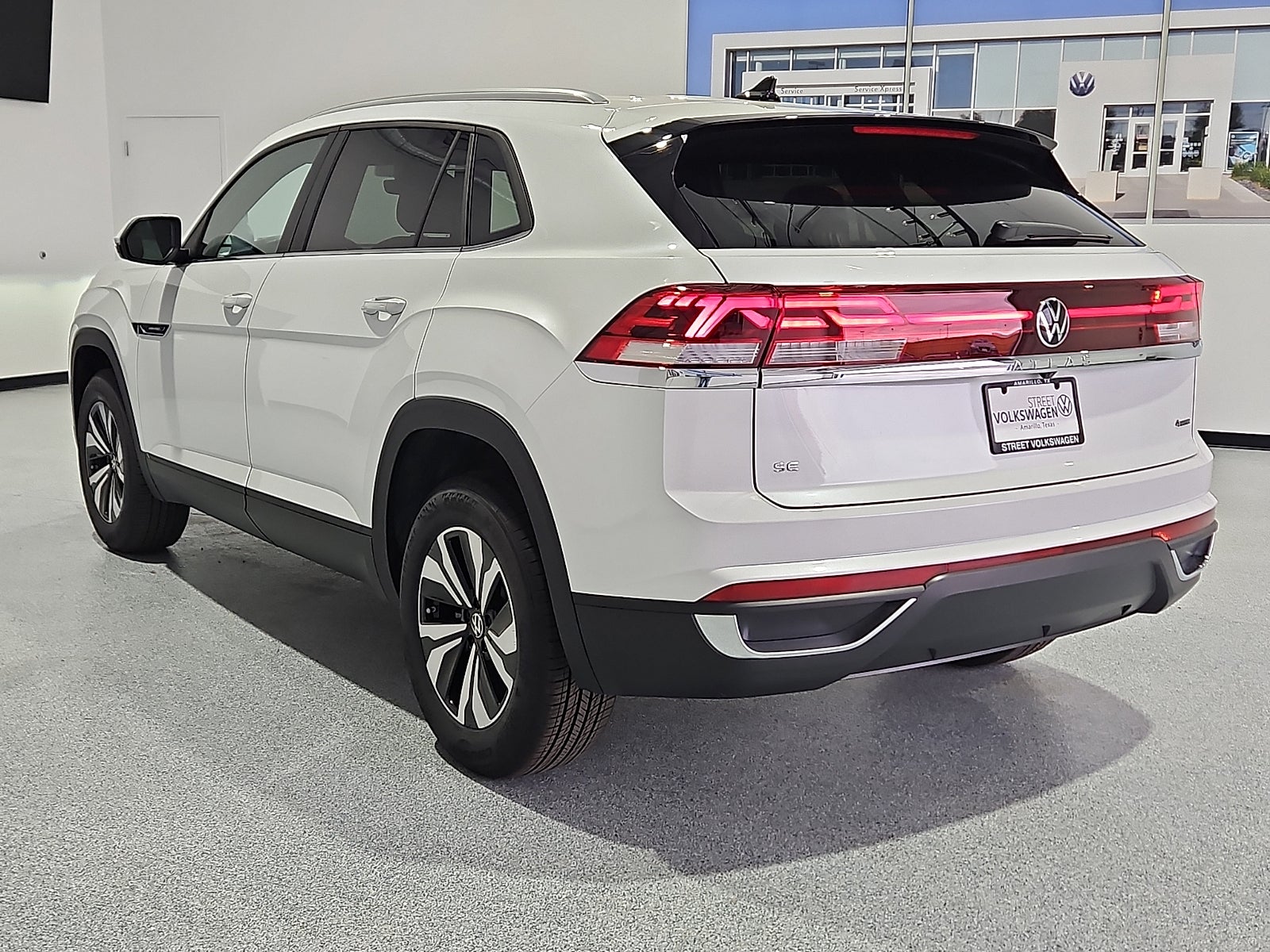 2026 Volkswagen Atlas Cross Sport 2.0T SE