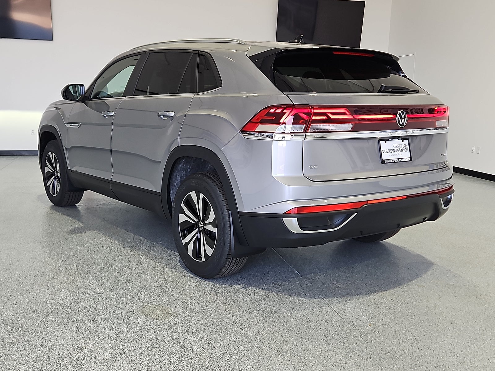 2026 Volkswagen Atlas Cross Sport SE