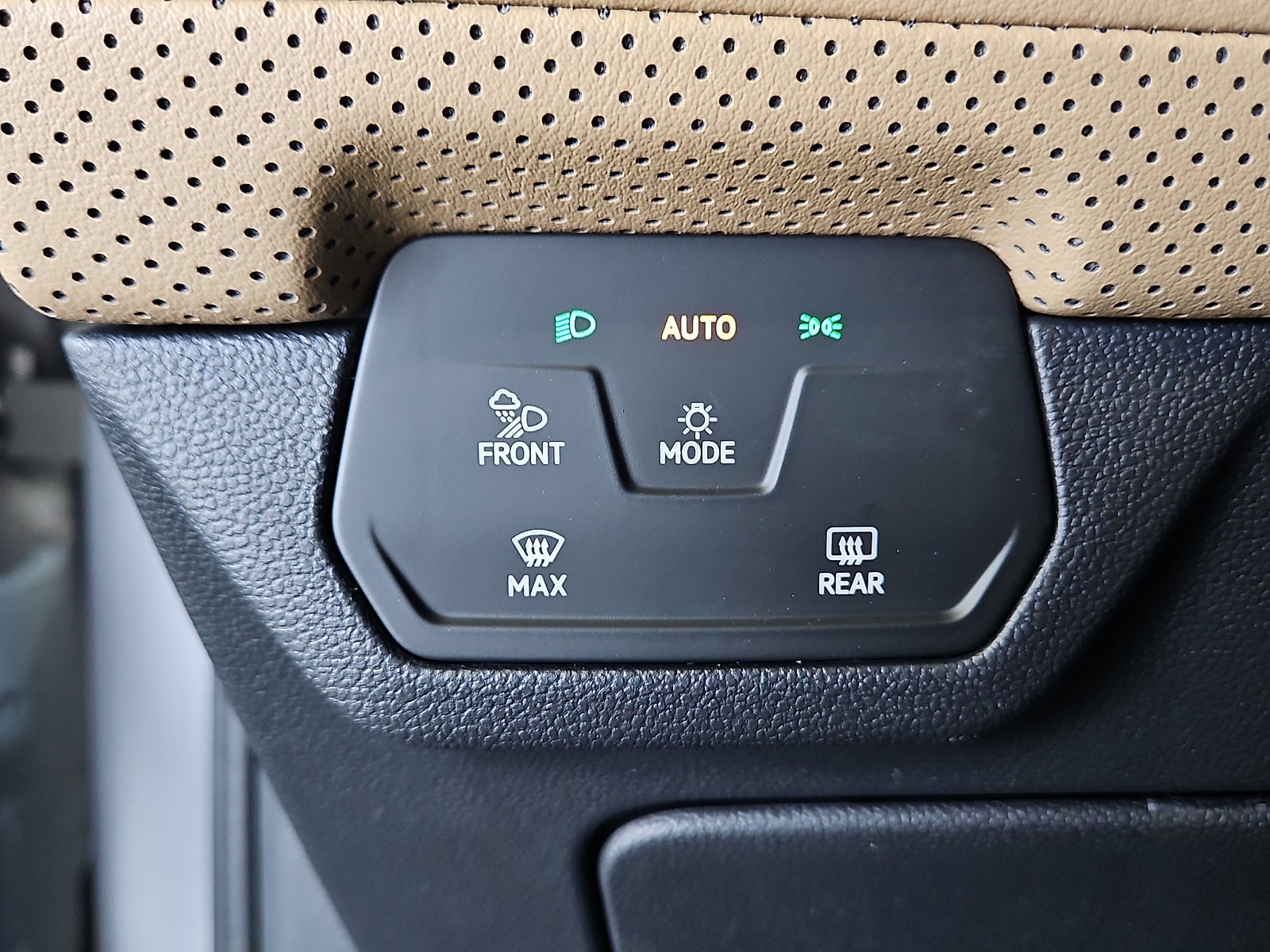 2026 Volkswagen Atlas Cross Sport SE