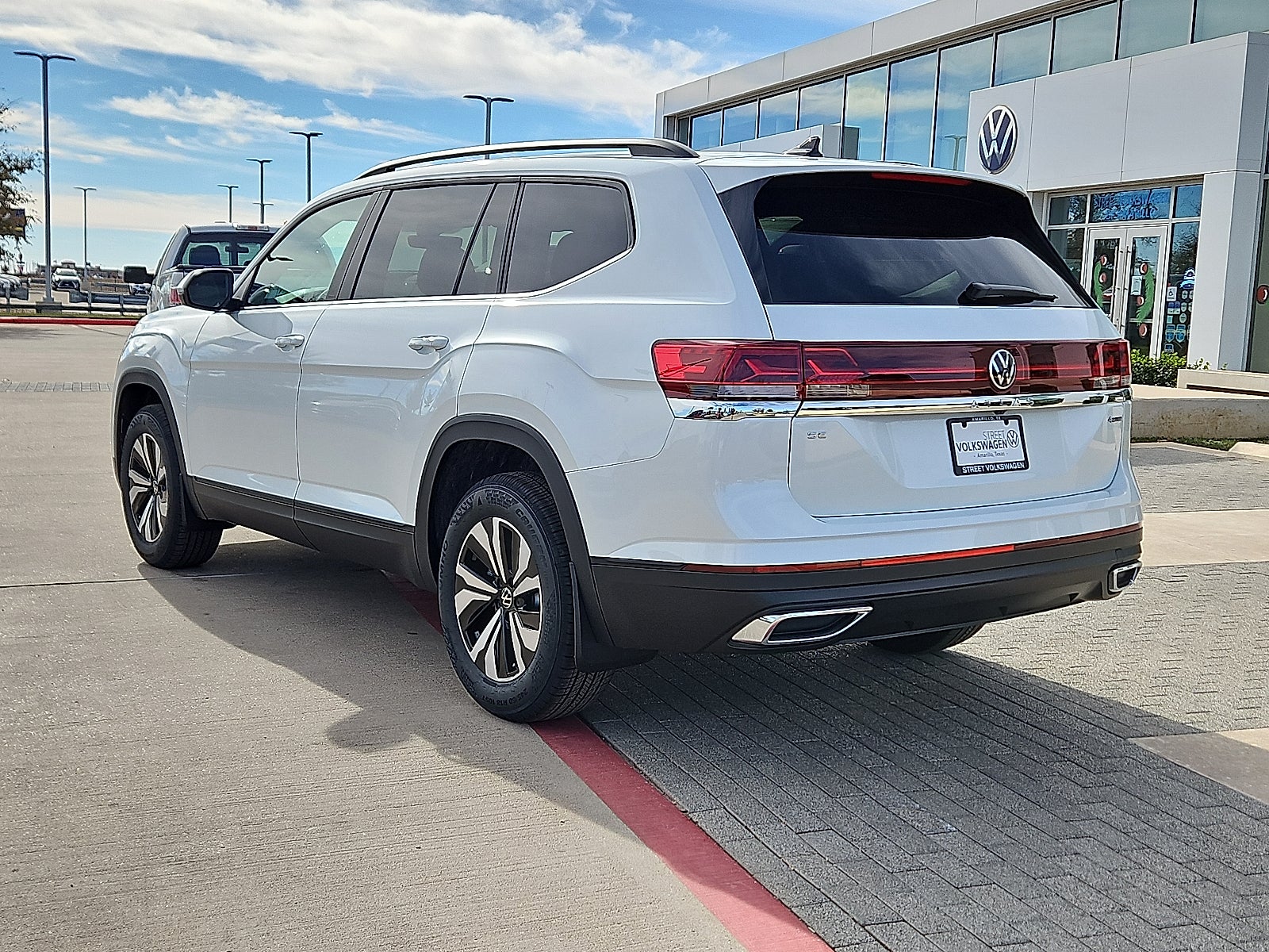 2026 Volkswagen Atlas 2.0T SE