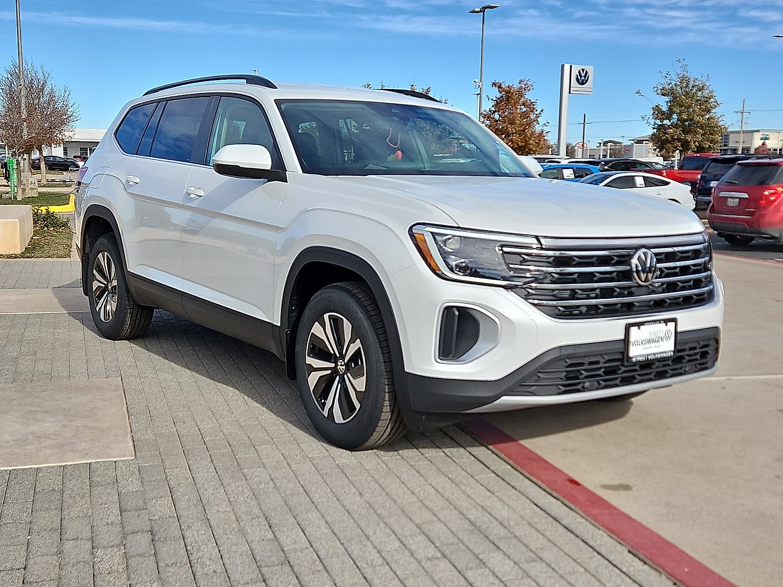 2026 Volkswagen Atlas 2.0T SE