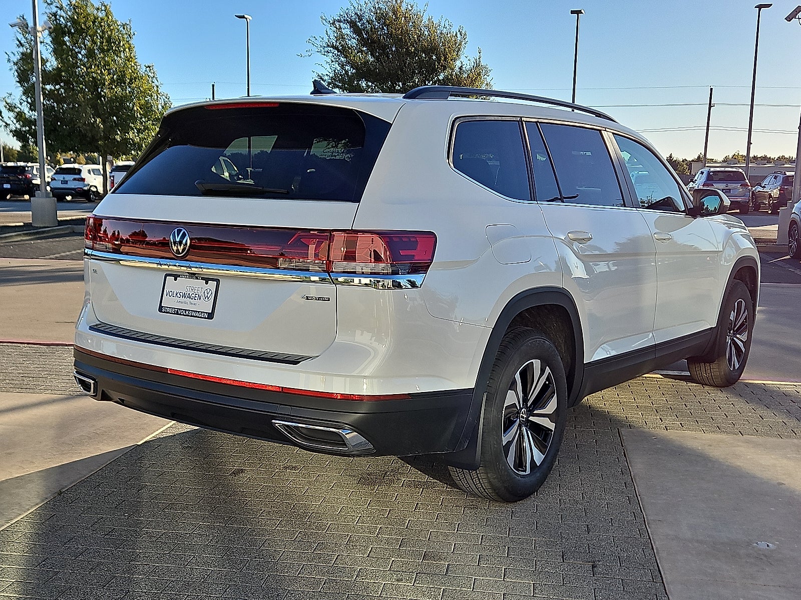 2026 Volkswagen Atlas 2.0T SE