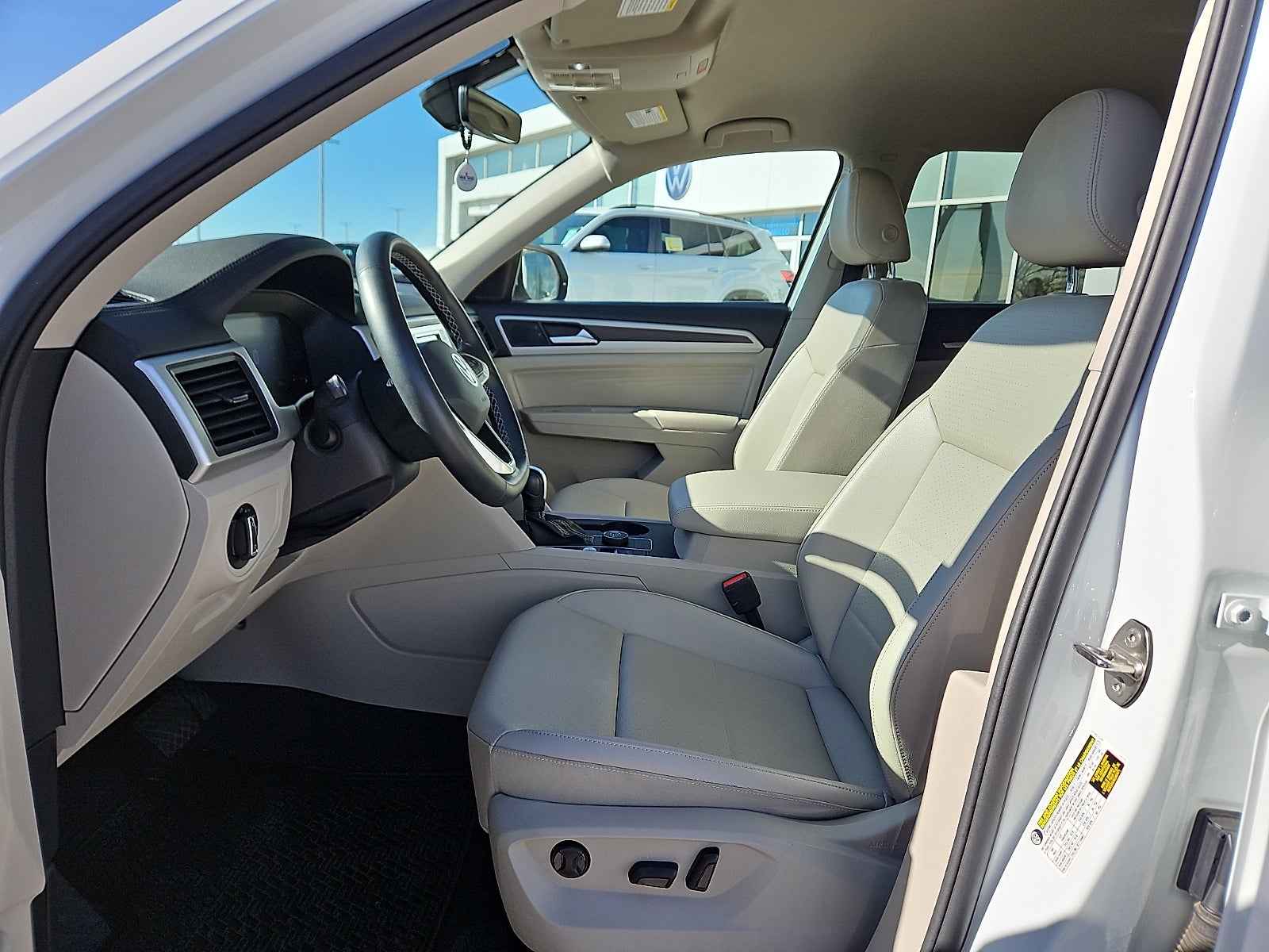 2022 Volkswagen Atlas 2.0T SE