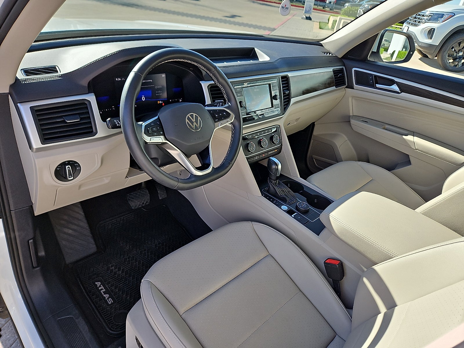 2022 Volkswagen Atlas 2.0T SE