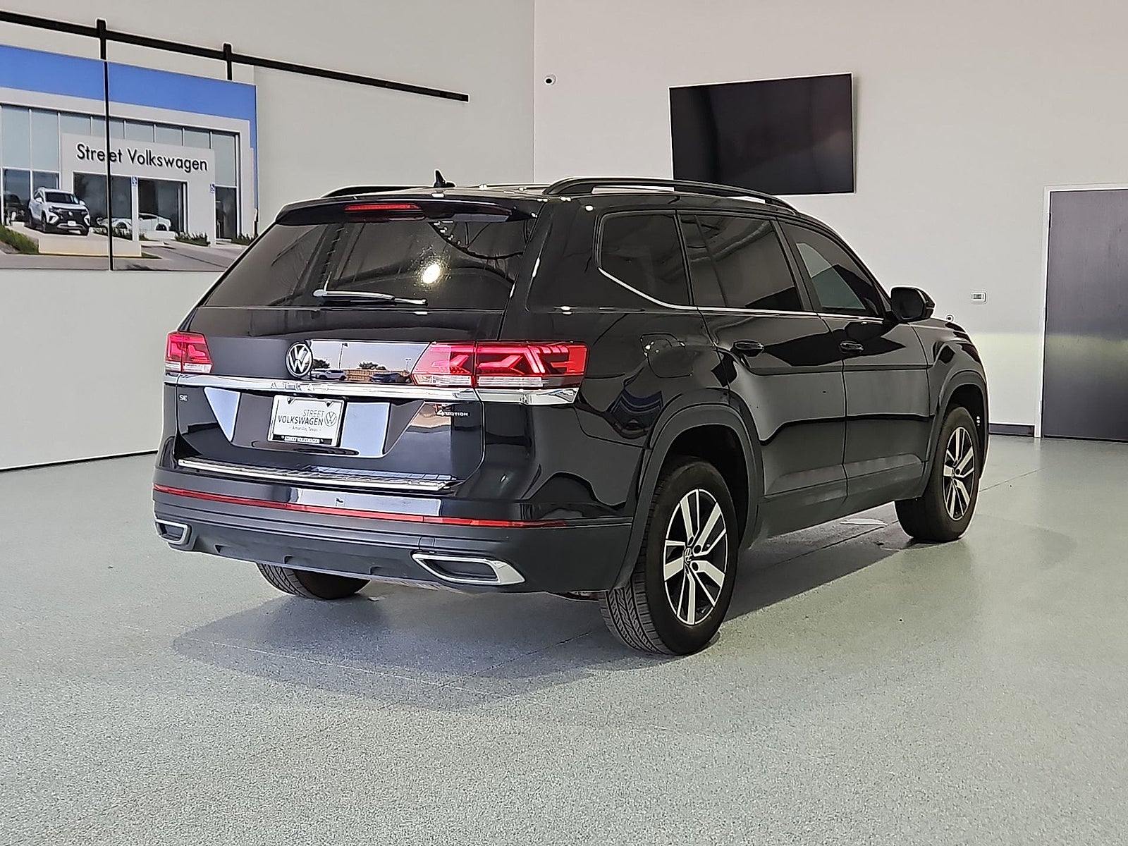 2023 Volkswagen Atlas 2.0T SE