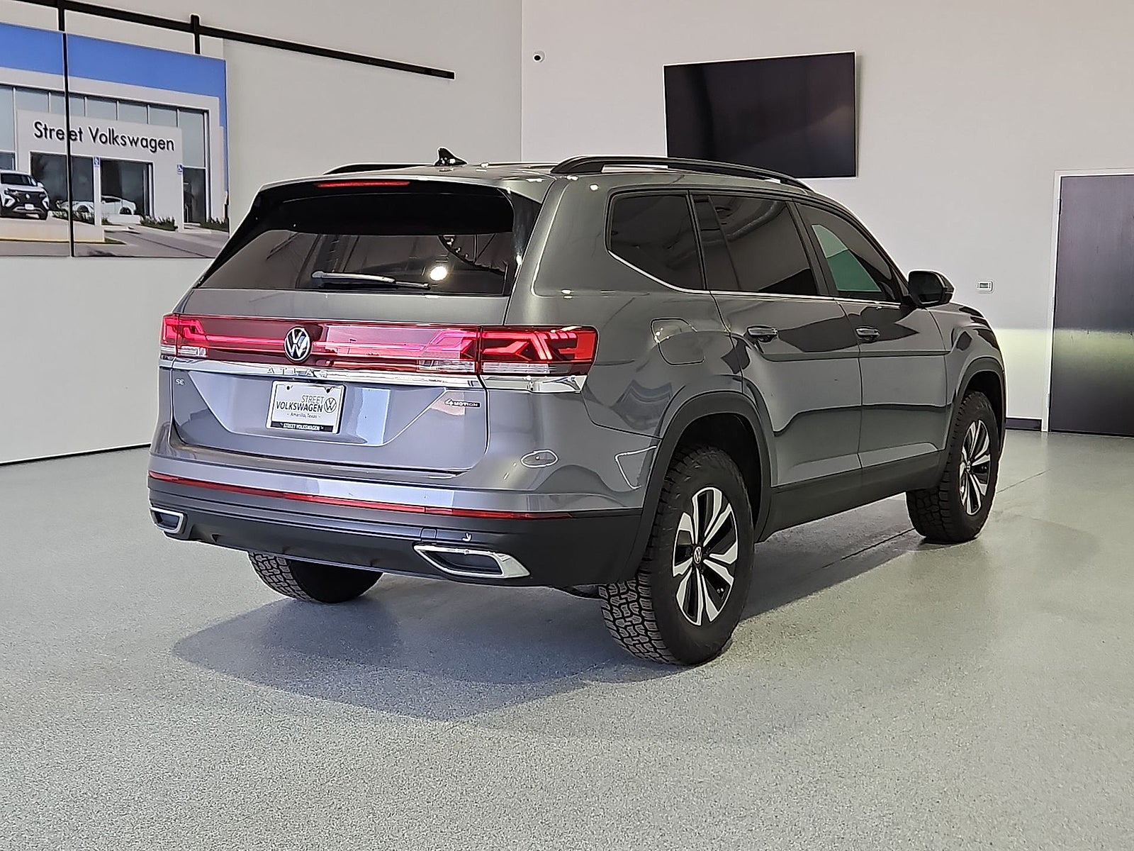 2024 Volkswagen Atlas 2.0T SE
