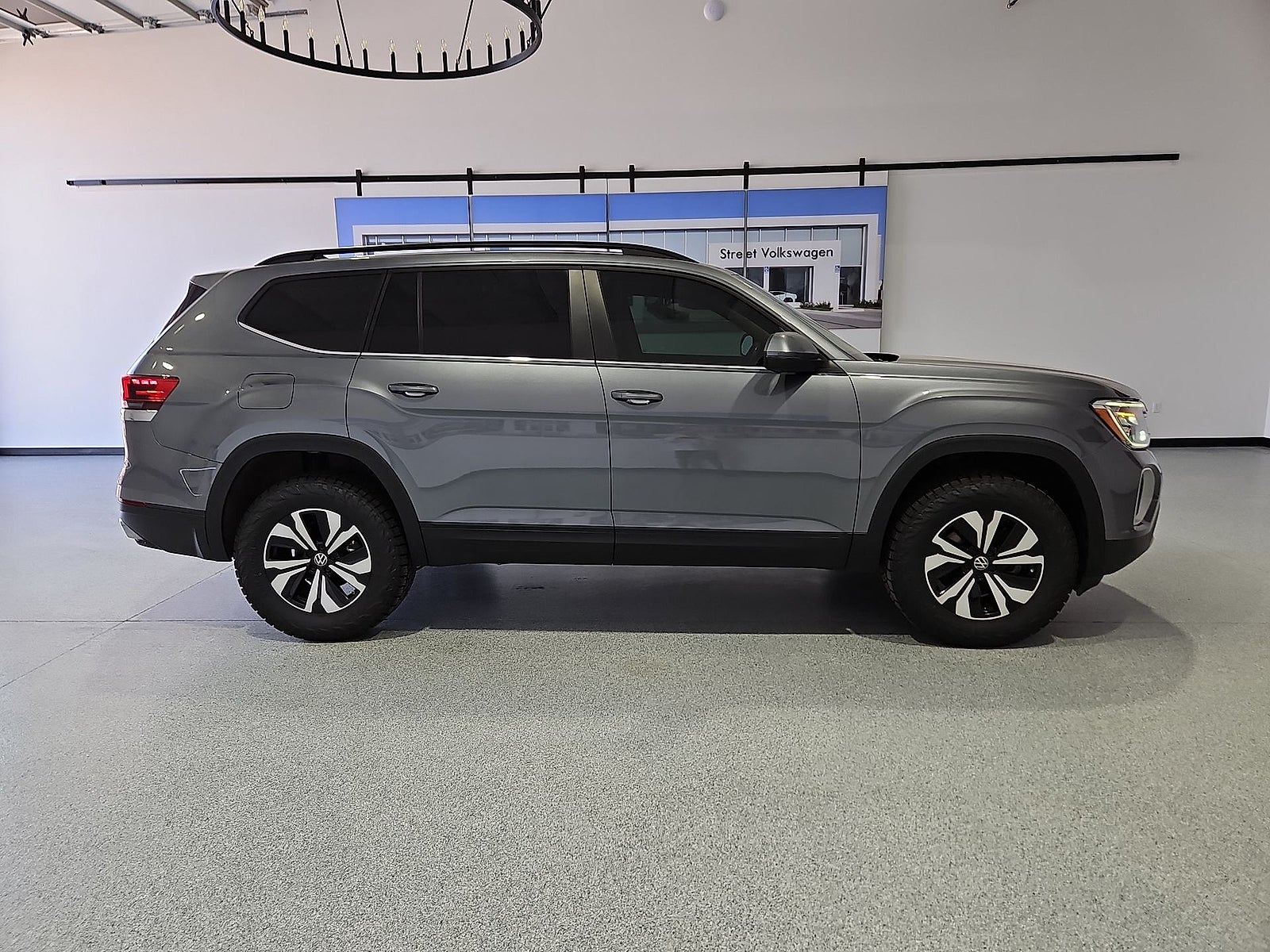 2024 Volkswagen Atlas 2.0T SE