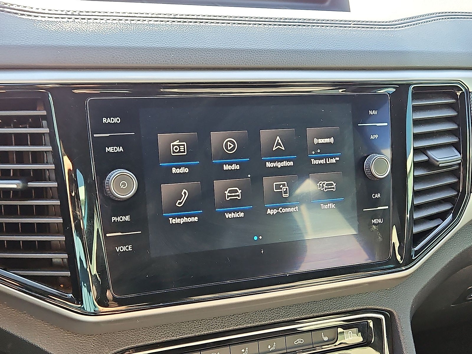2020 Volkswagen Atlas Cross Sport 2.0T SEL