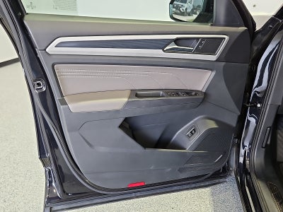 2021 Volkswagen Atlas 3.6L V6 SE w/Technology R-Line