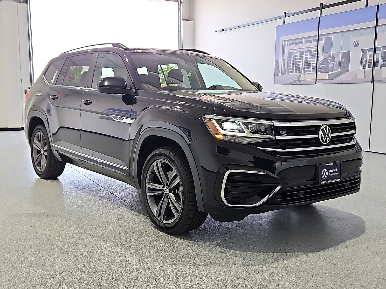 2021 Volkswagen Atlas 3.6L V6 SE w/Technology R-Line
