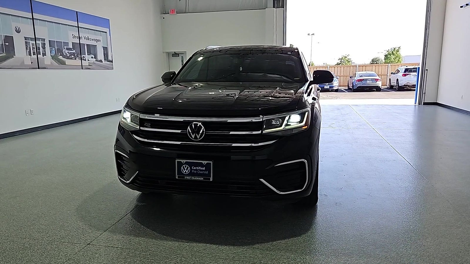 2022 Volkswagen Atlas Cross Sport 3.6L V6 SEL R-Line