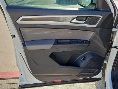 2022 Volkswagen Atlas Cross Sport 3.6L V6 SEL R-Line