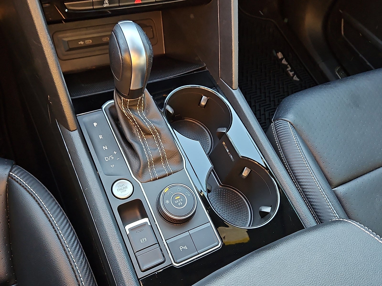 2022 Volkswagen Atlas Cross Sport 3.6L V6 SEL R-Line