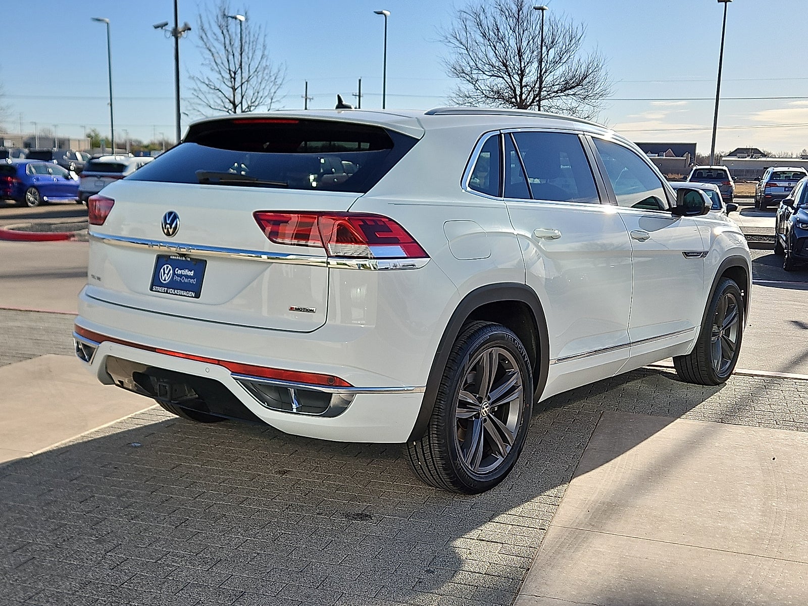 2022 Volkswagen Atlas Cross Sport 3.6L V6 SEL R-Line