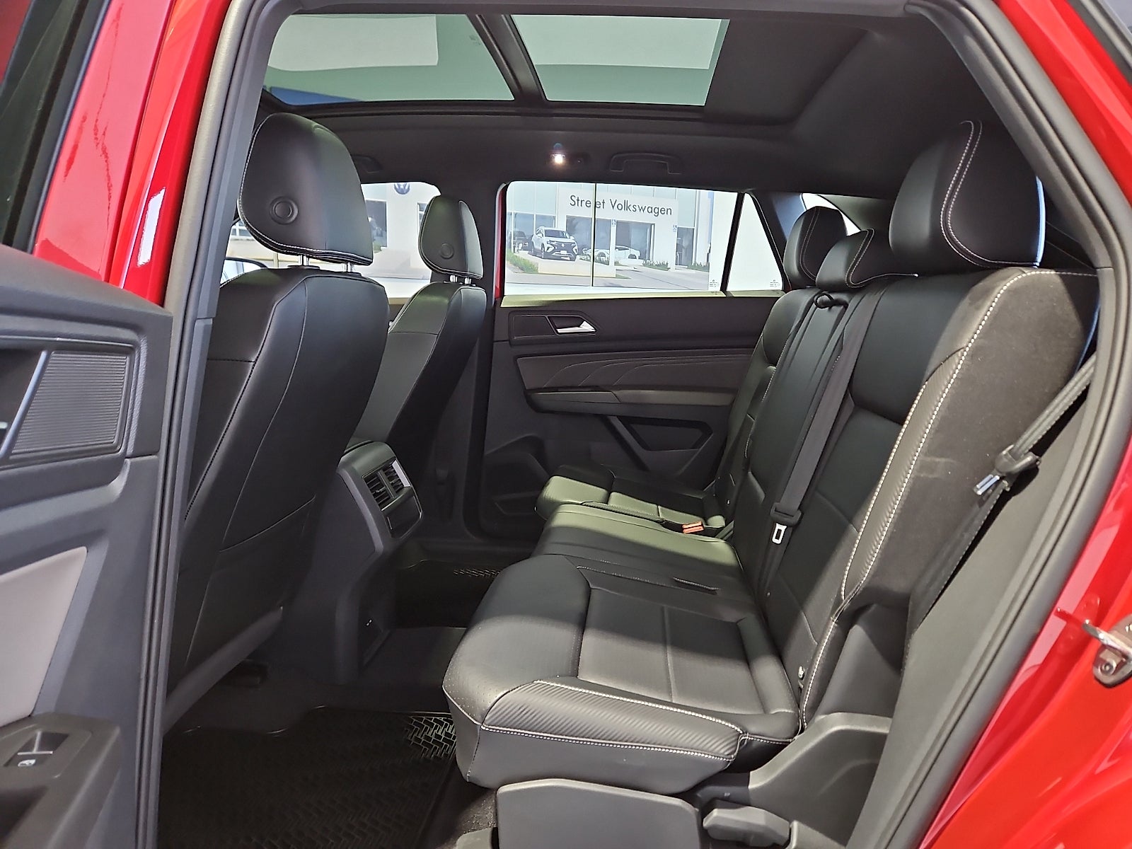 2022 Volkswagen Atlas Cross Sport 3.6L V6 SEL R-Line