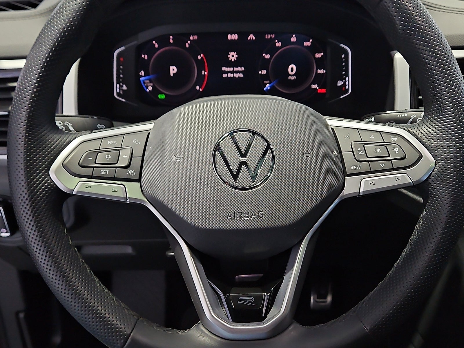 2022 Volkswagen Atlas Cross Sport 3.6L V6 SEL R-Line