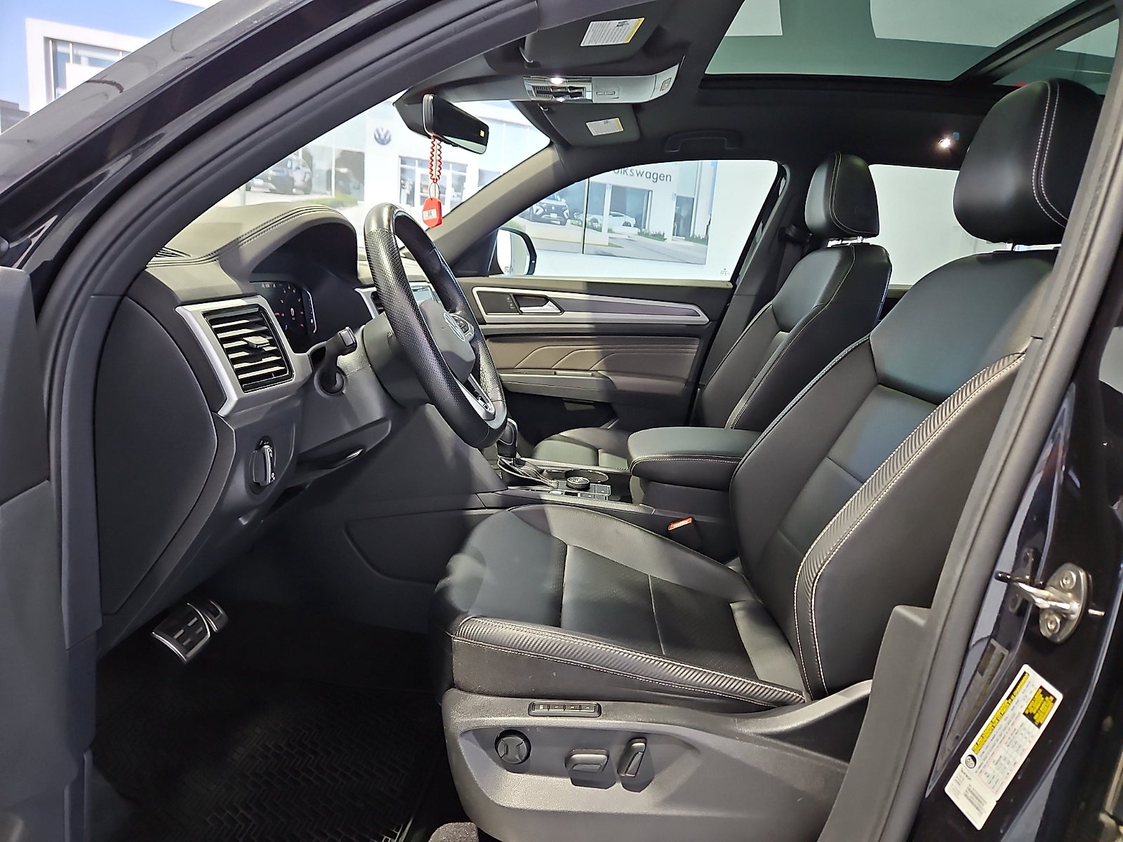 2022 Volkswagen Atlas Cross Sport 3.6L V6 SEL R-Line