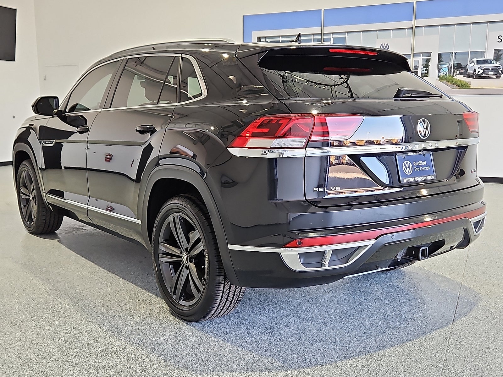 2022 Volkswagen Atlas Cross Sport 3.6L V6 SEL R-Line