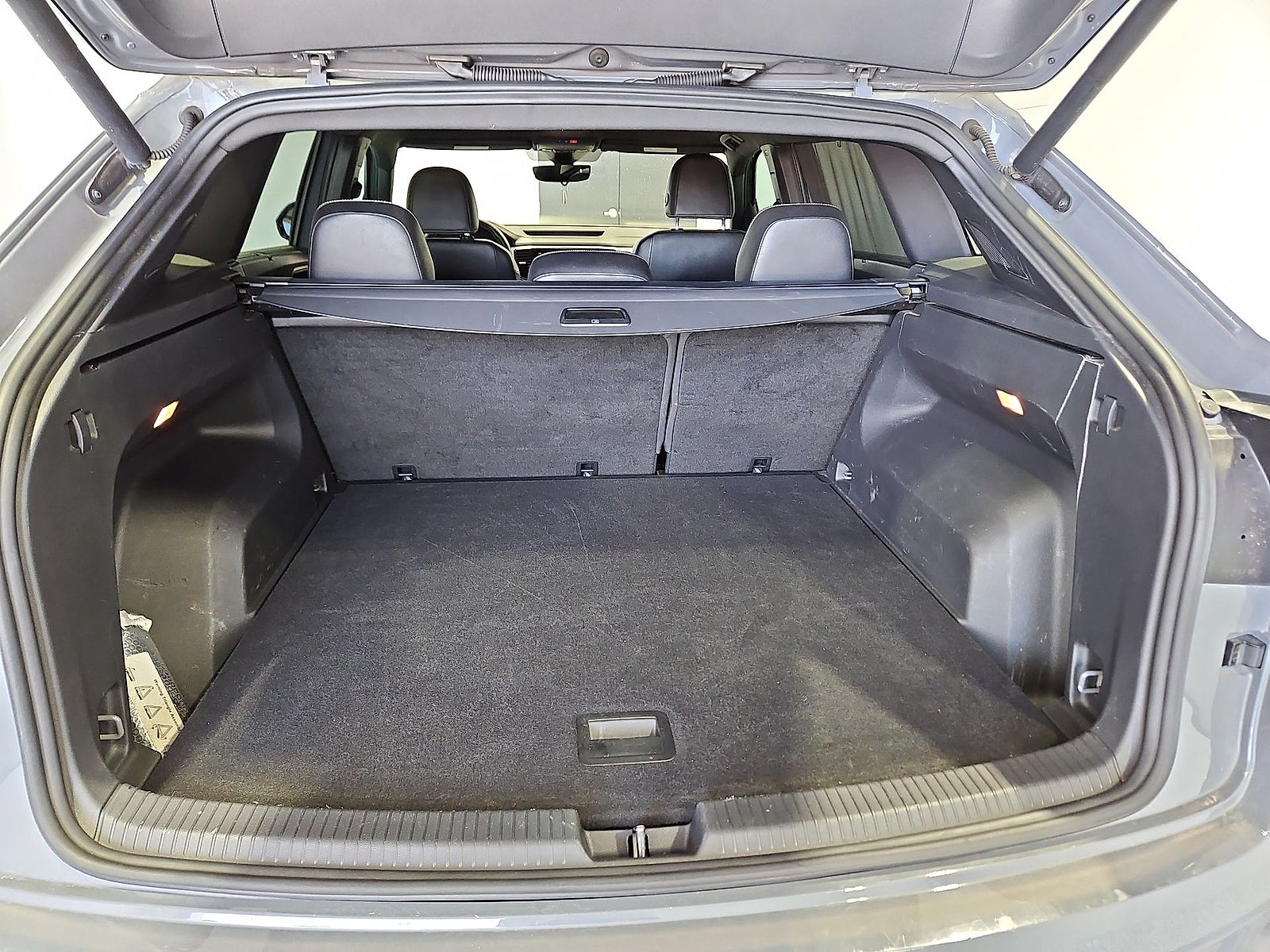 2021 Volkswagen Atlas Cross Sport 3.6L V6 SEL Premium