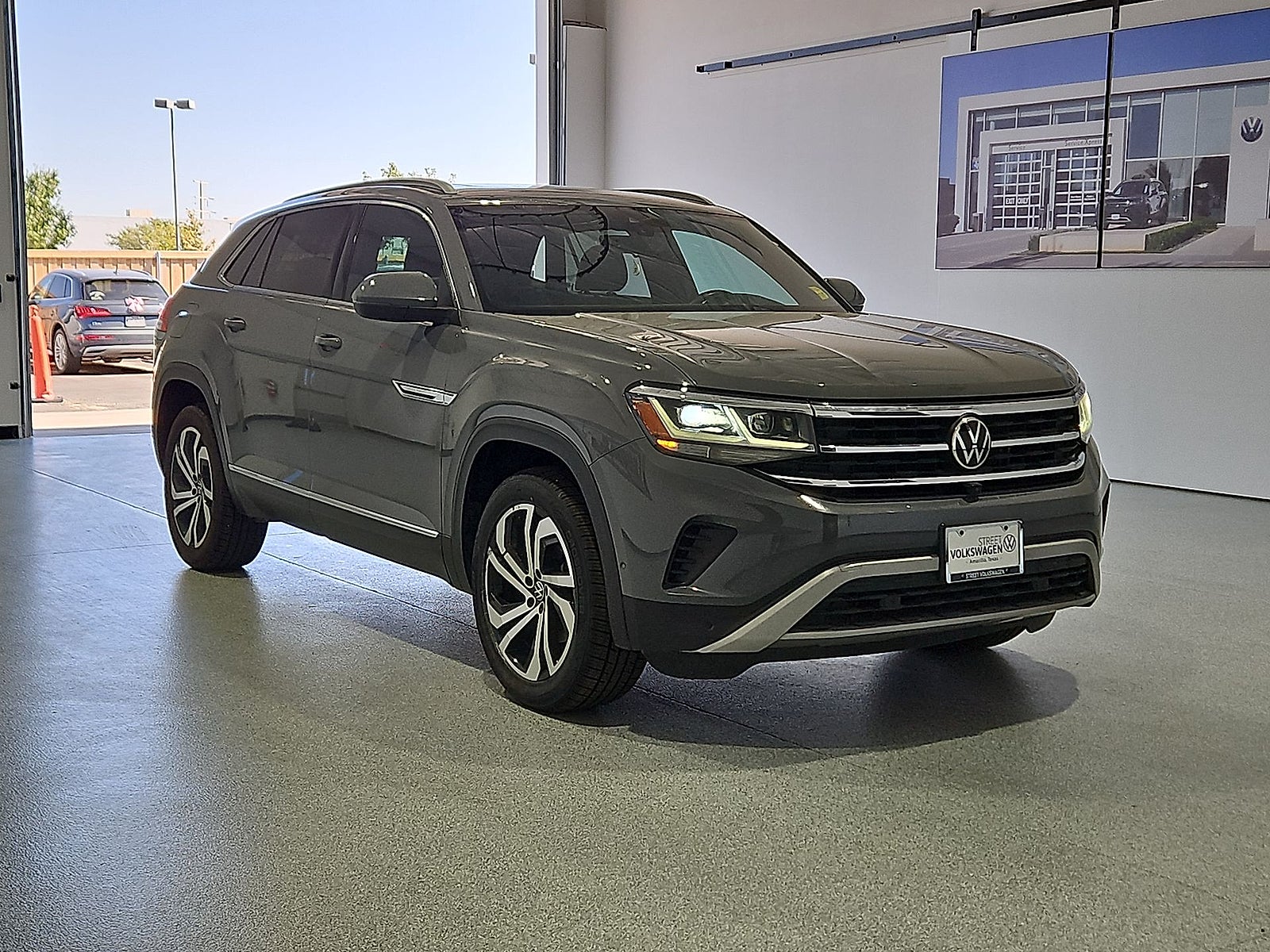 2021 Volkswagen Atlas Cross Sport 3.6L V6 SEL Premium