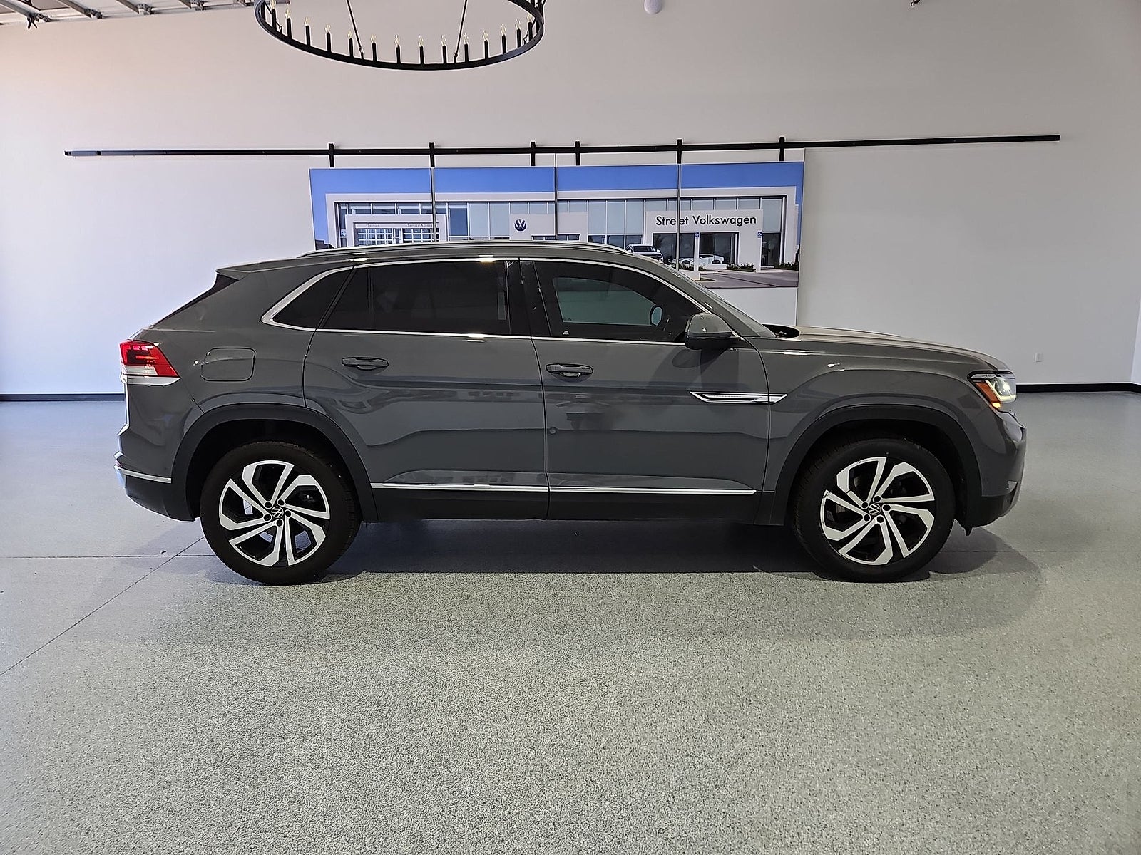 2021 Volkswagen Atlas Cross Sport 3.6L V6 SEL Premium