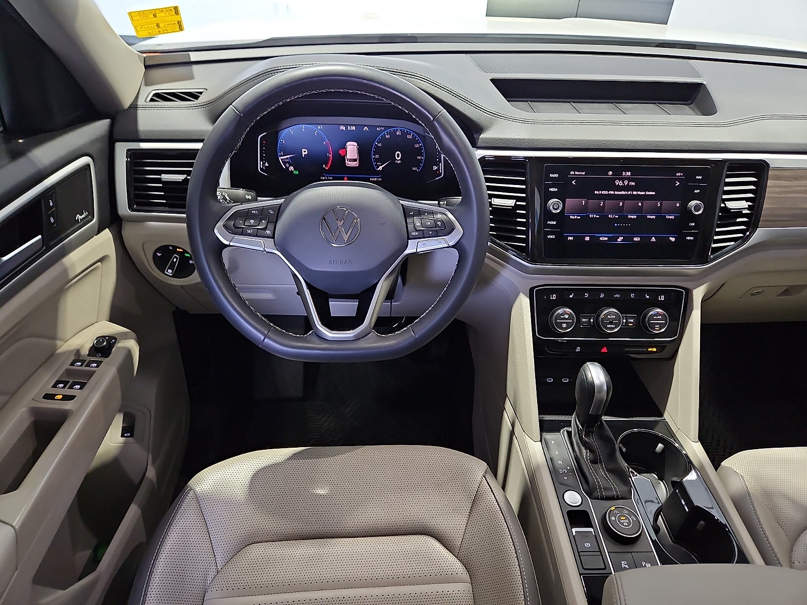 2021 Volkswagen Atlas 3.6L V6 SEL Premium