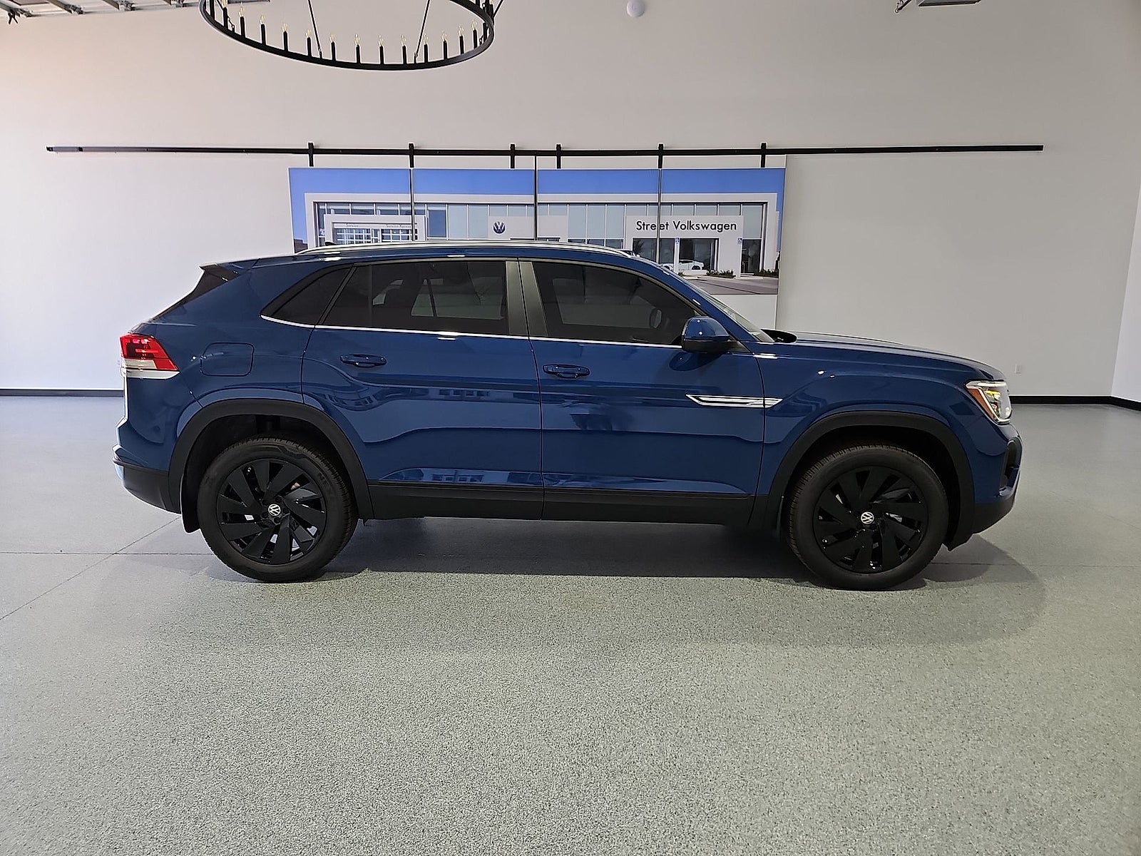 2026 Volkswagen Atlas Cross Sport SE with Technology