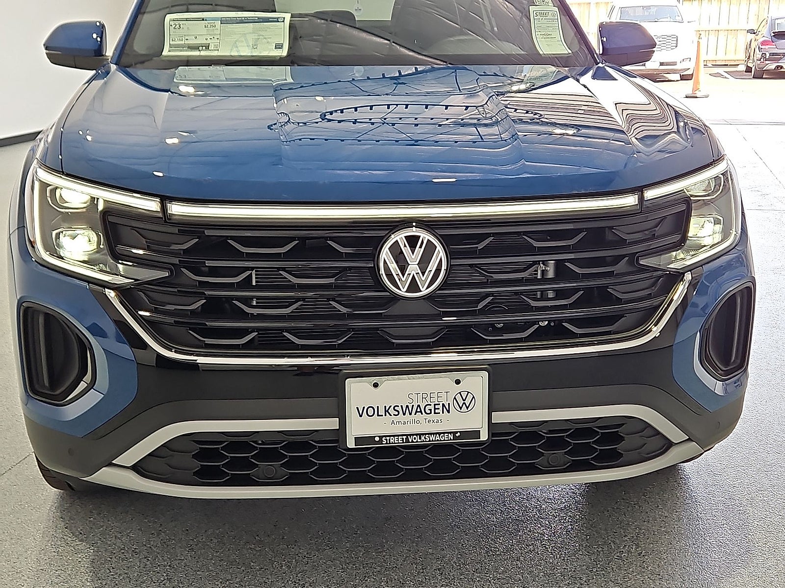 2026 Volkswagen Atlas Cross Sport SE with Technology