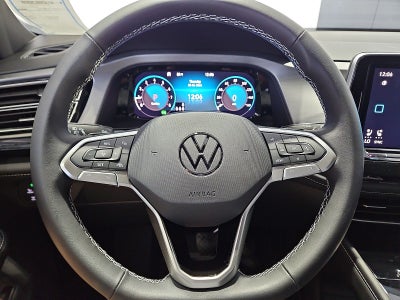2026 Volkswagen Atlas Cross Sport SE with Technology