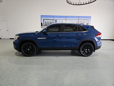 2026 Volkswagen Atlas Cross Sport SE with Technology
