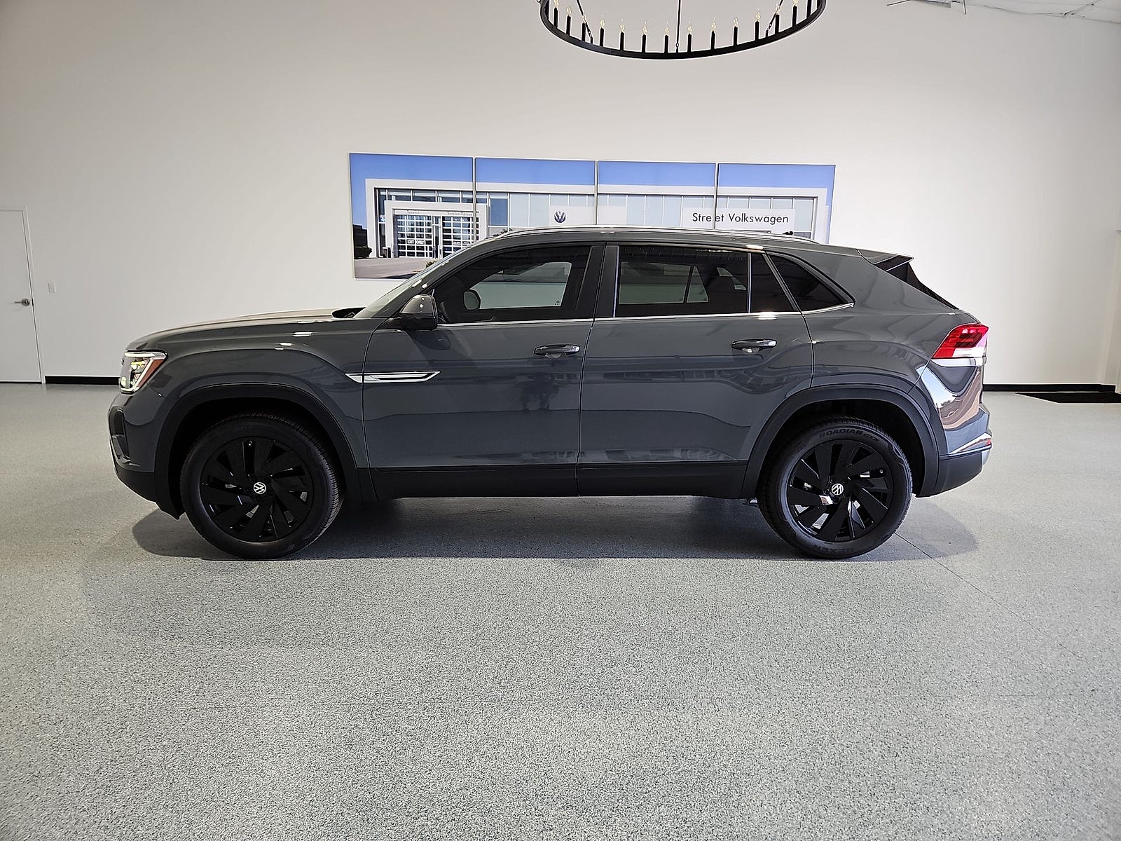 2026 Volkswagen Atlas Cross Sport SE with Technology
