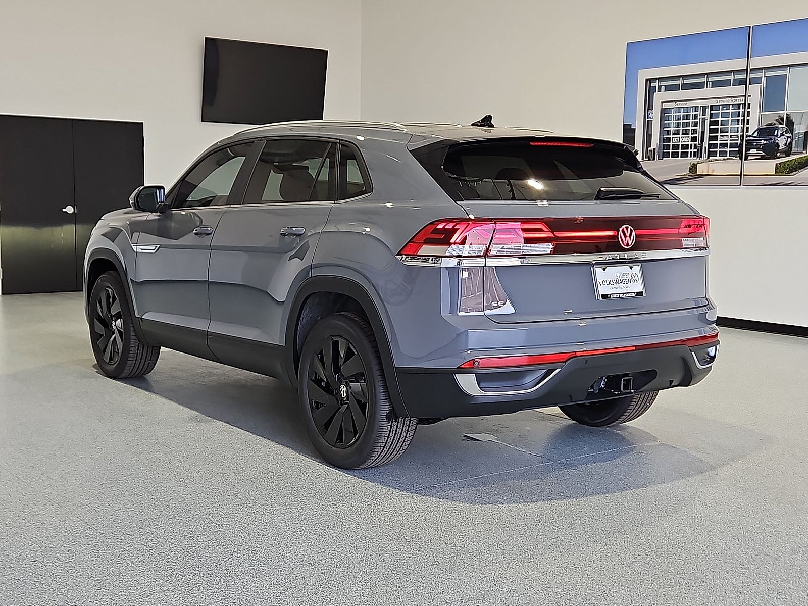 2026 Volkswagen Atlas Cross Sport SE with Technology