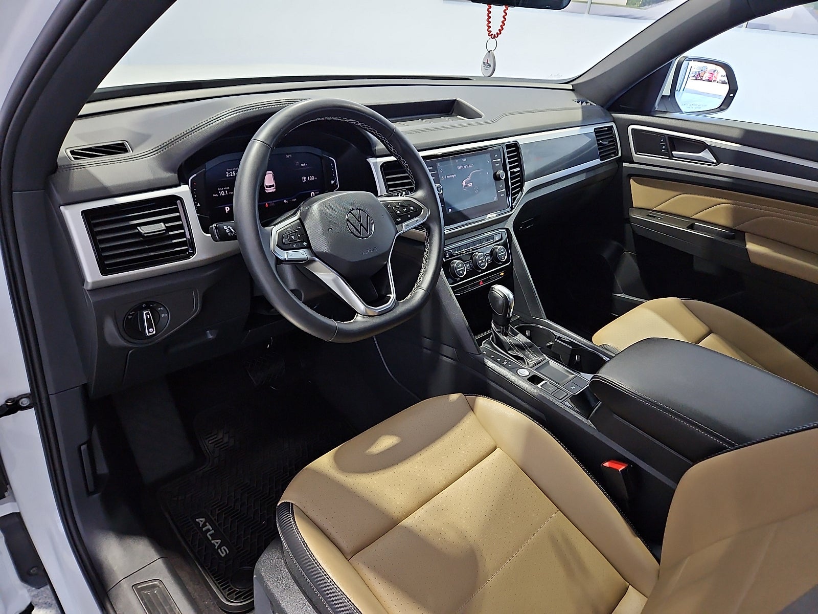 2023 Volkswagen Atlas Cross Sport 2.0T SE w/Technology