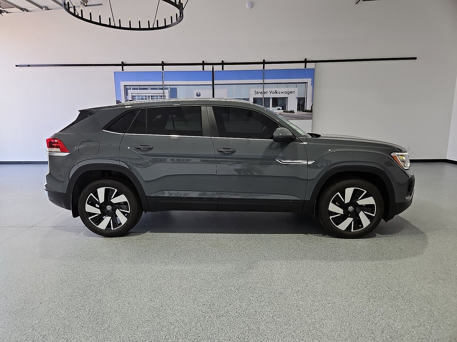 2026 Volkswagen Atlas Cross Sport SE with Technology